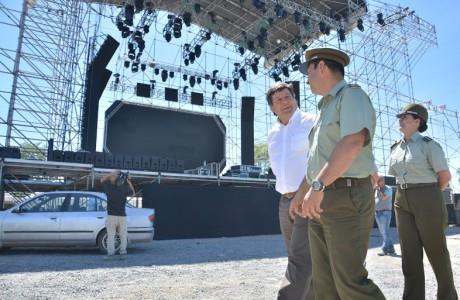 Alcalde Juan Castro revisó instalaciones que albergarán show de la Semana de la Independencia