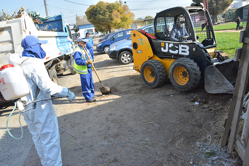 Campaña “Talca Limpia a Talca” continuó en población José Manso de Velasco