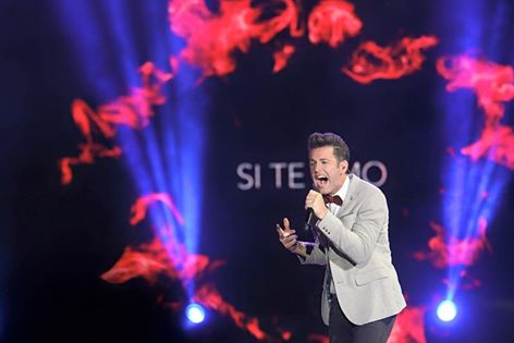 El romanticismo y el baile prendieron la Fiesta de la Independencia