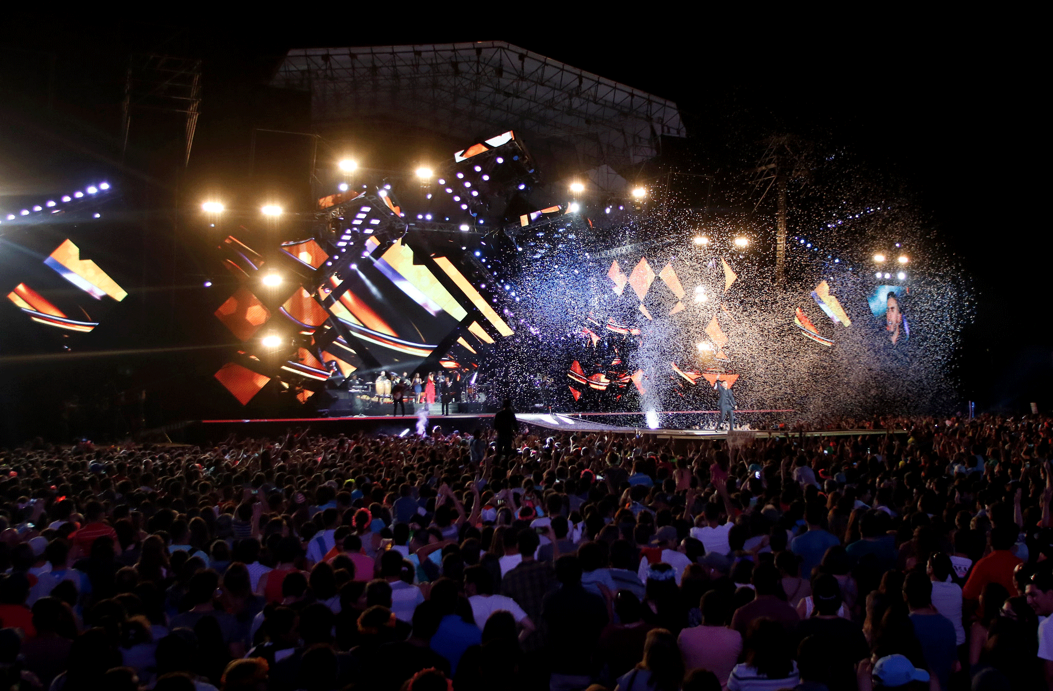 Fiesta de la Independencia de Talca “se vistió de ayuda”