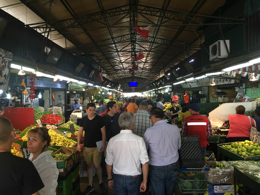 Administración de Macroferia realizó jornada de trabajo con la directiva de la “Feria Lo Valledor ” en Santiago