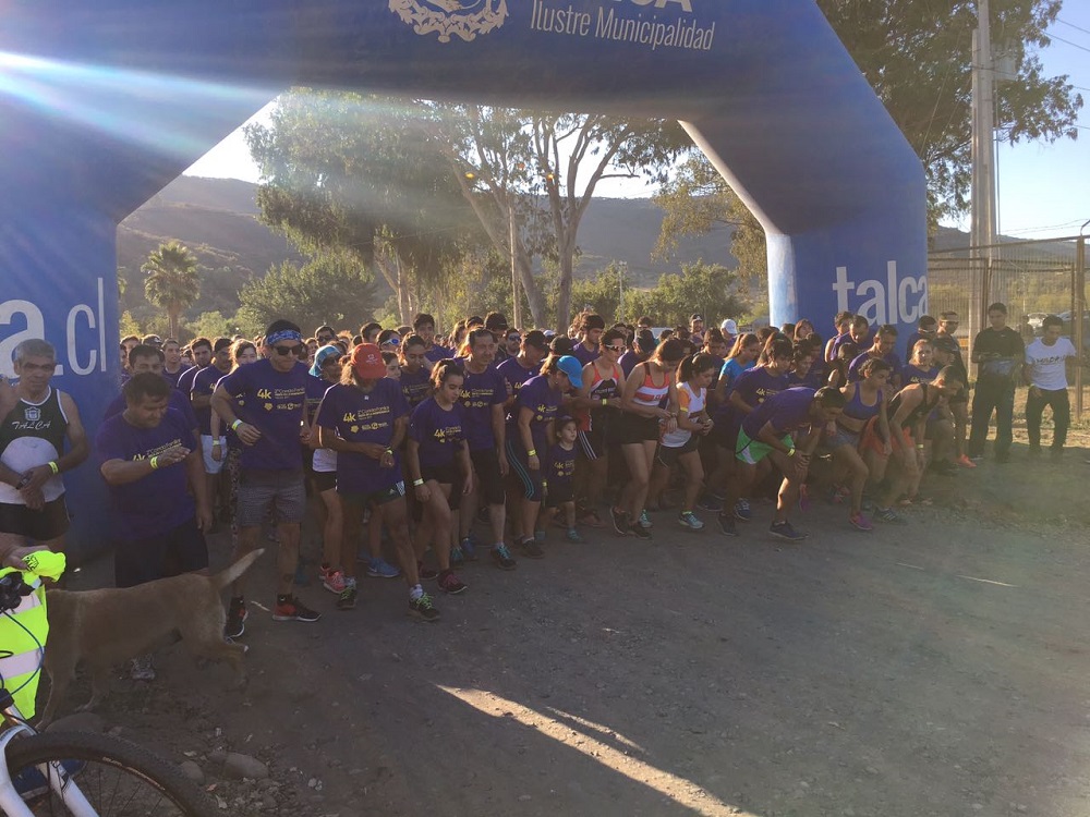 Cientos de competidores participaron de la solidaria “2° Corrida Familiar Fiesta de la Independencia”