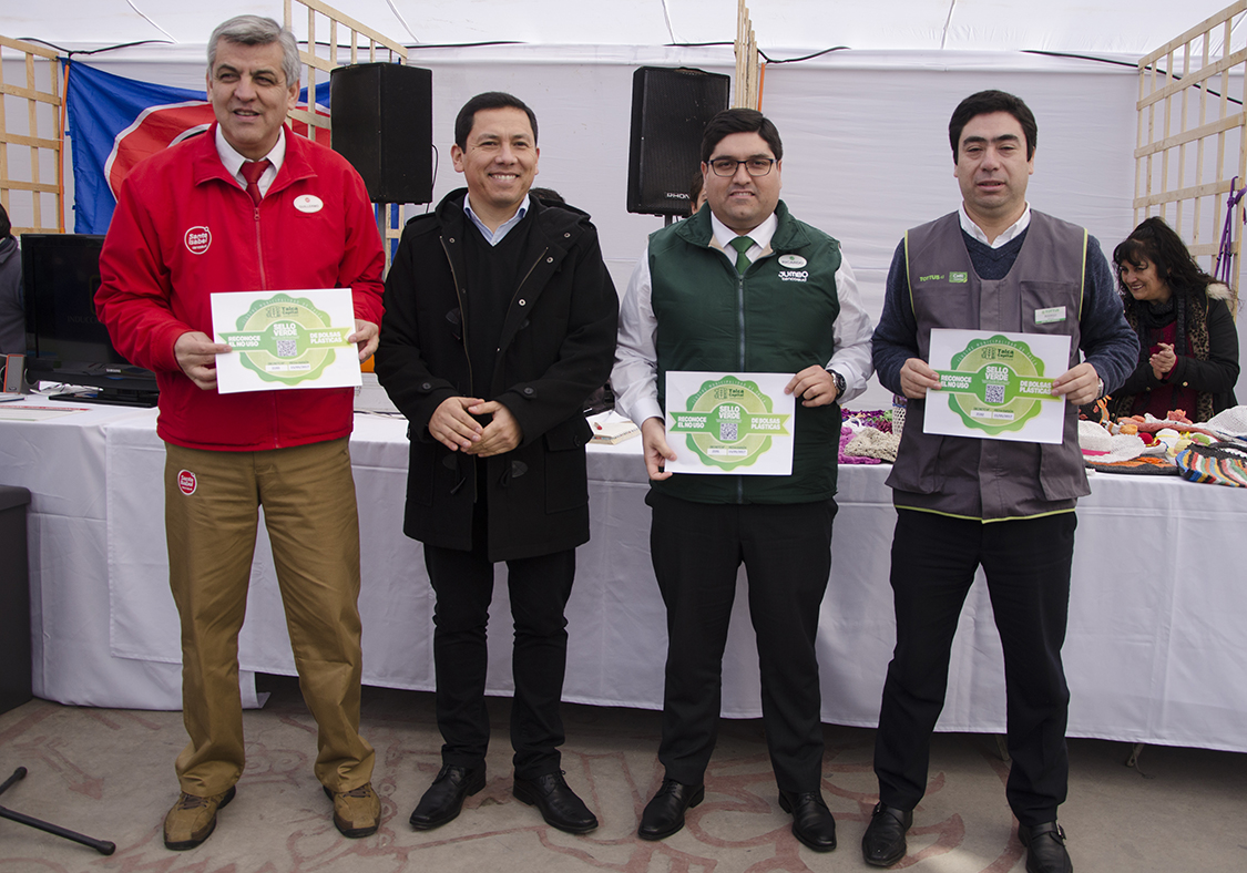 Municipalidad de Talca celebra Día Mundial del Medio Ambiente entregando Sellos Verdes a tiendas y supermercados