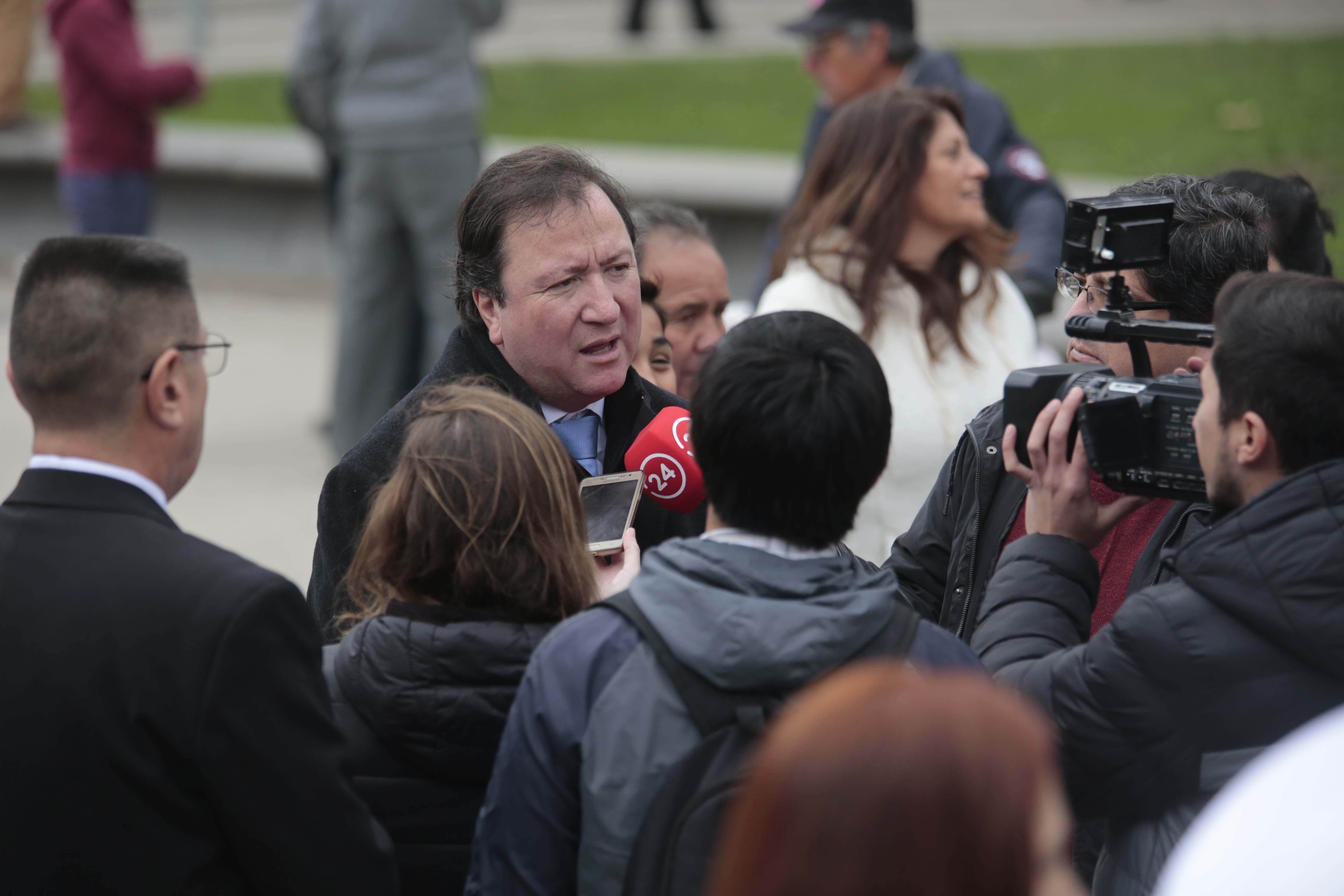 Alcalde Juan Carlos Díaz solicita a Presidente Piñera modificación normativa que permita contratar a personal que presta servicios a honorarios