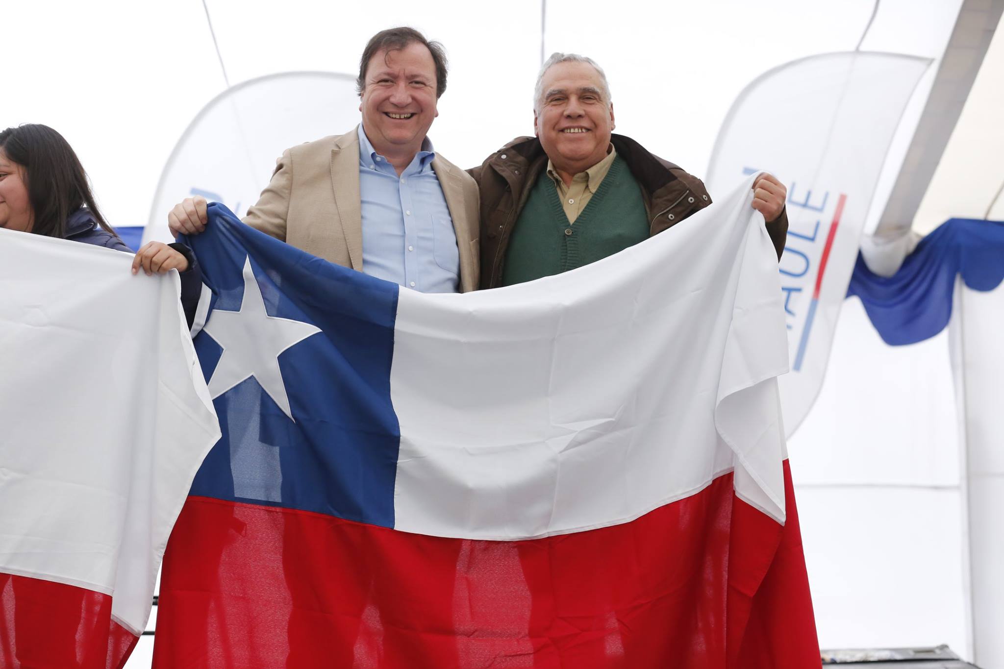 Más de 400 familias reciben las llaves de sus nuevas viviendas en Talca