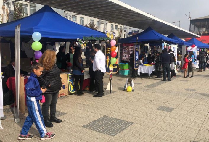 Talca celebró el Día de la Convivencia Escolar con feria realizada por alumnos