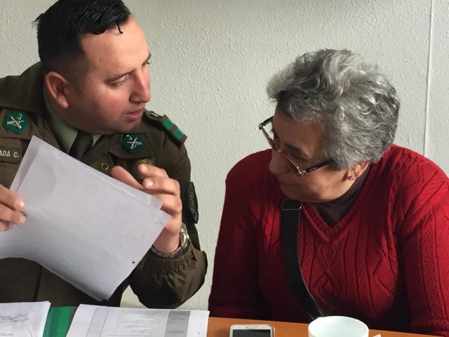 Reunión de coordinación y apoyo a vecina