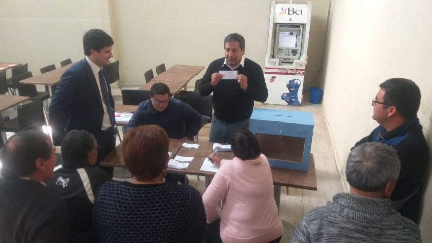 Alcalde de Talca invita a locatarios del CRECE a continuar trabajando en Proyecto de mejoramiento