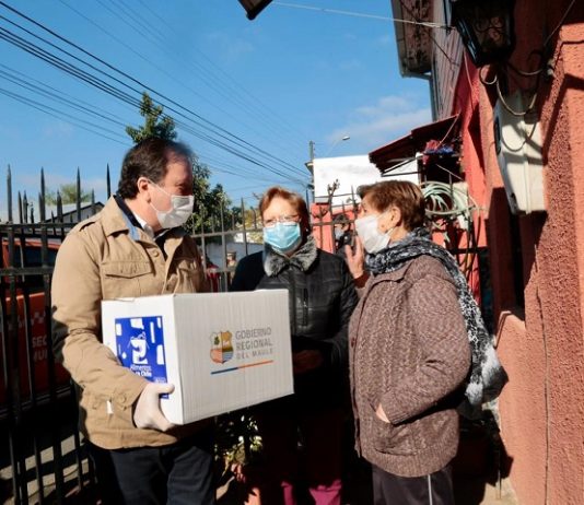 Gobierno comenzó en Talca la entrega de cajas de alimentos
