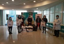 DOM hace entrega de 200 kits de higiene al Hospital de Talca como parte de su PMG