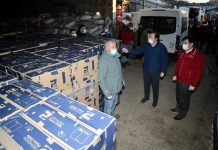Municipalidad de Talca comenzó la entrega de cajas de alimentos distribuidas por transportistas escolares