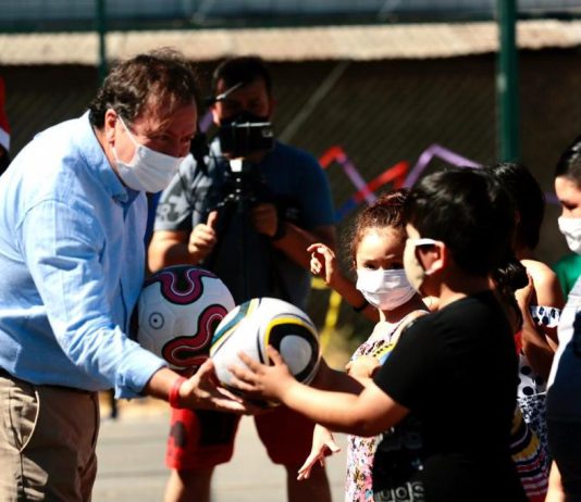 Exitosa campaña “Mil Balones, Mil Sonrisas” entregó alegría a niños talquinos