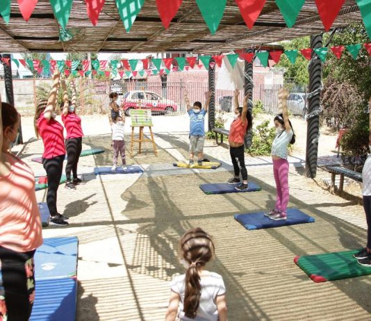 Municipalidad de Talca inicia talleres de Yoga para niños de la comuna