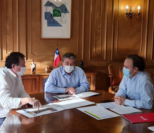 Senador Coloma y alcalde Díaz solicitan al Minvu aumentar recursos del subsidio DS49 para favorecer puesta en marcha de proyectos habitacionales en Talca