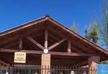 Funcionarios del Primer Juzgado de Policía Local de Talca, realizan donación en utensilios esenciales para el cuidado de adultos mayores en condición de postrados