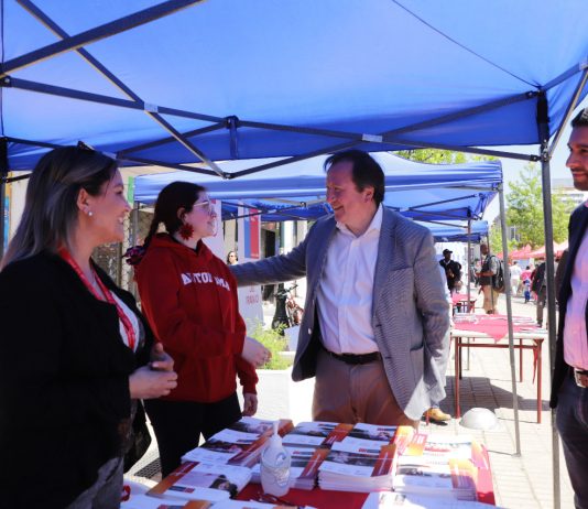 Mil puestos laborales efectivos colocó el Municipio talquino en Feria Laboral 2022