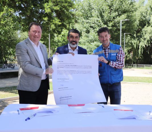 Talca firma primer convenio tripartito nacional para desarrollar medidas de reducción del consumo hídrico y contribución a su uso eficiente