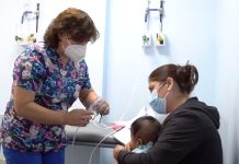 Extensión horaria en Cesfam La Florida permitirá otorgar mil 400 prestaciones adicionales al mes