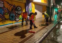 Municipalidad de Talca realiza operativo de limpieza en calle 1 Sur