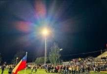 Municipalidad de Talca entregó luminarias a la cancha del sector norte que beneficiará a cuatro clubes de fútbol
