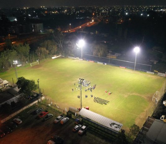 Cancha del Club Deportivo Juvenil Seminario ya cuenta con nueva iluminación