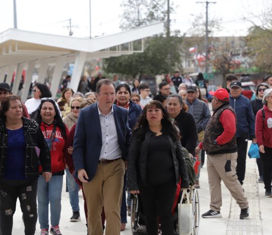 Alcalde de Talca entregó renovado Parque El Trencito para emprendedores y comunidad