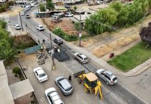 Municipios de Talca y Maule realizan mejoras en puente que conecta ambas comunas a la altura de Villa Francia