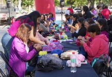 Mujeres Tejedoras se reúnen al aire libre y lo celebran por tercer año consecutivo