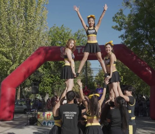 Municipalidad de Talca celebró el Día Mundial de la Actividad Física con más de 1.000 estudiantes en la Alameda