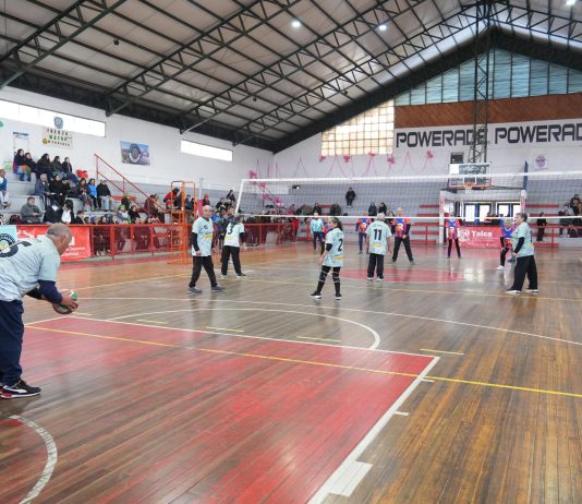 Municipalidad de Talca dio inicio a la primera Liga Comunal de Newcom para personas mayores