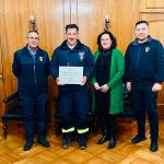 Municipio de Talca reconoció a bombero talquino que participó en labores de rescate tras el terremoto en Venezuela