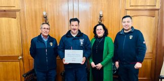 Municipio de Talca reconoció a bombero talquino que participó en labores de rescate tras el terremoto en Venezuela